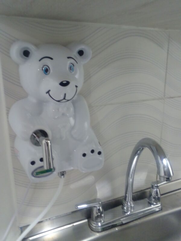 V-013 Foto-Com OSO Manantial Blanco Imagen 2 de 4