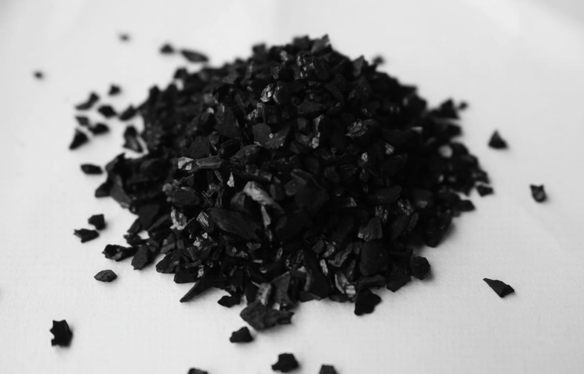 SF-020 ⁄ Foto-Cor-Com Carbón Activado Granulado Grande