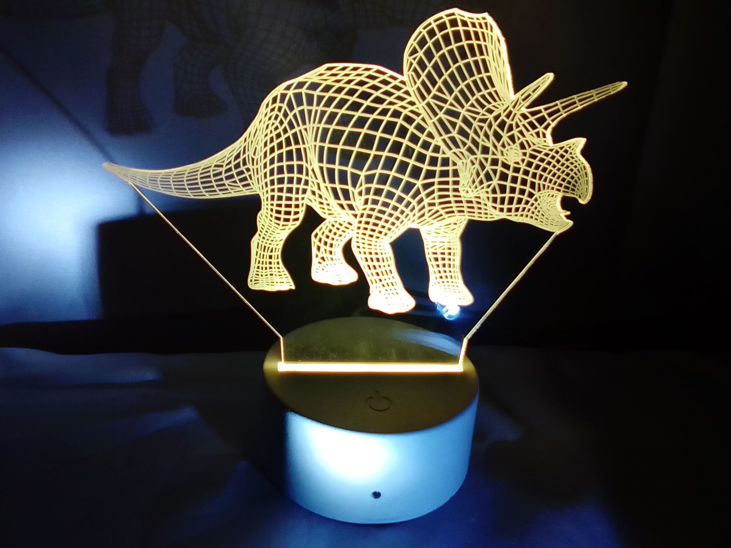 EL-5022 ImgCom ⁄ Increíble Lampara Led 3D del TRICERATOPS Imagen 1 de 3