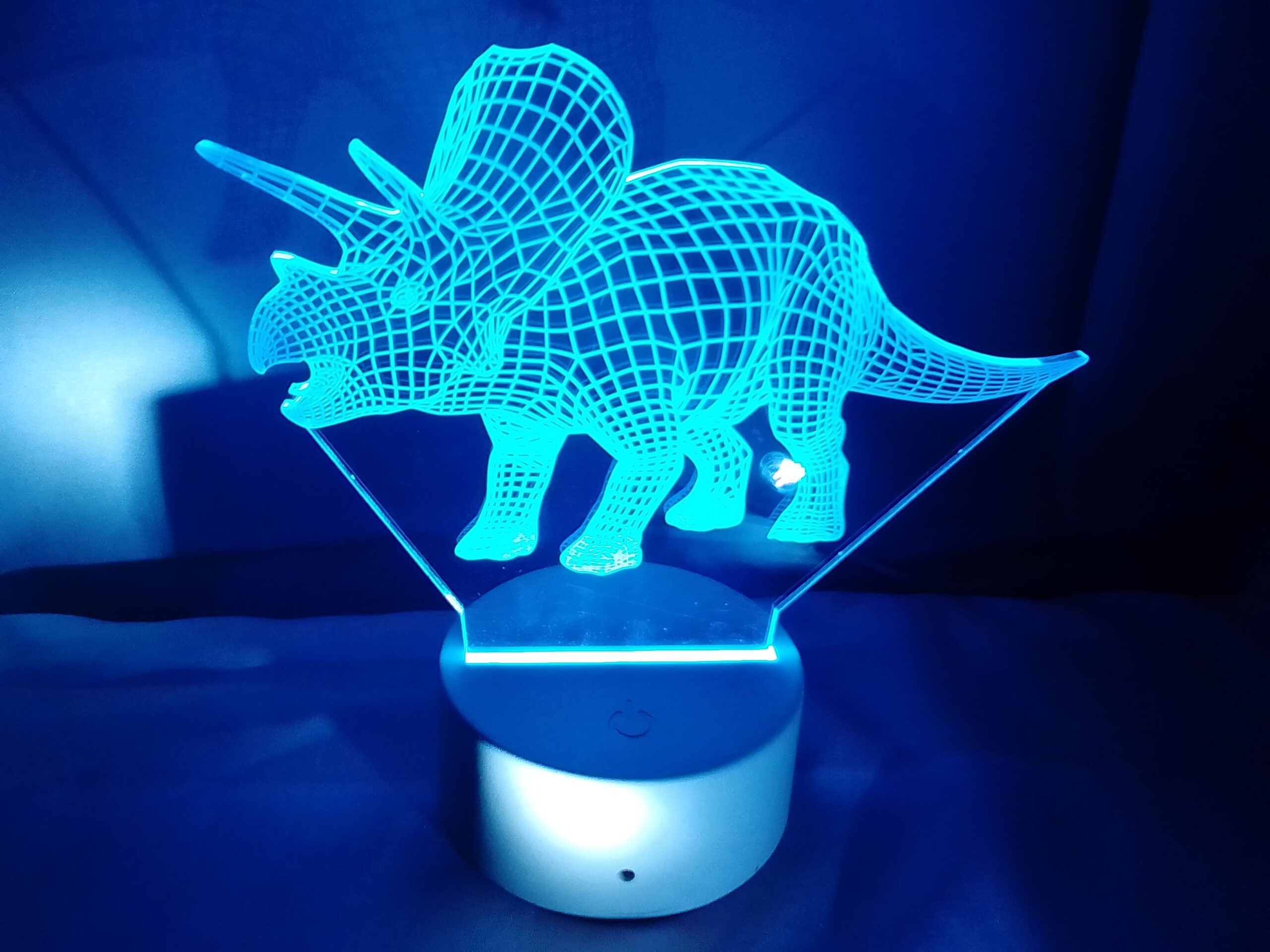 EL-5022 ImgCom ⁄ Increíble Lampara Led 3D del TRICERATOPS Imagen 3 de 3